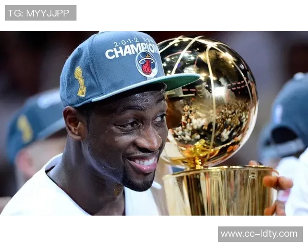 大莫里斯谈组队选择称哈登适配性强韦德则不具备同样能力