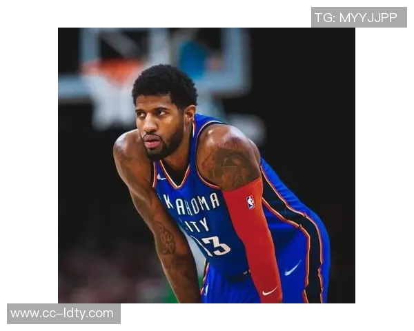 攻防兼备的保罗乔治半场表现出色贡献12分2板2助3断1帽 攻防兼备的保罗乔治半场表现出色贡献12分2板2助3断1帽